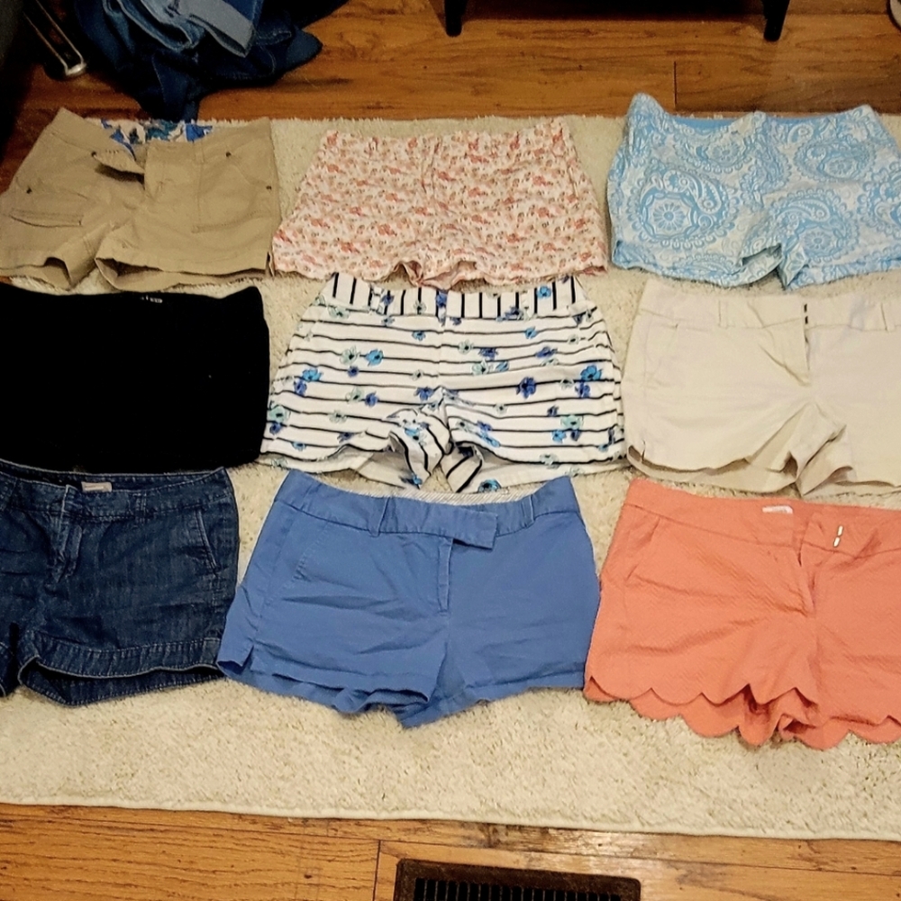 Lot of 9 pairs of shorts